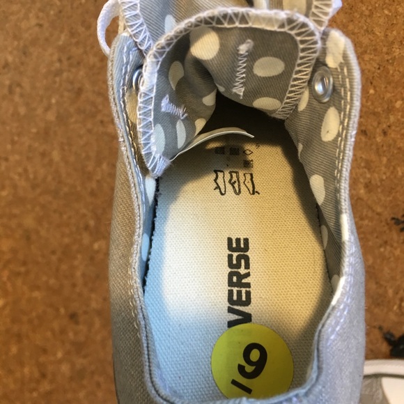 NWOB Gray Converse Two Tongue Polka Dot - Picture 8 of 8